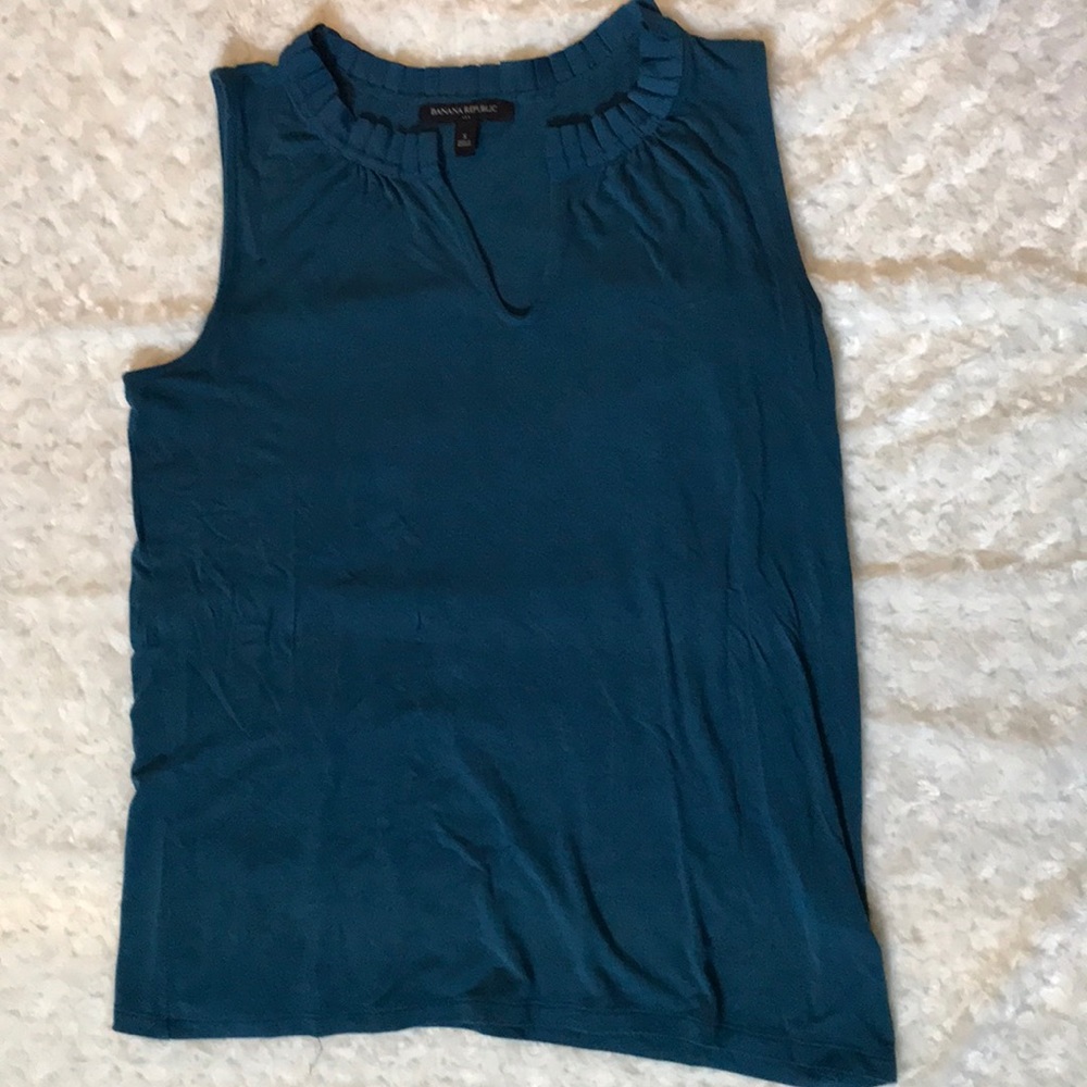 Banana Republic tank, small